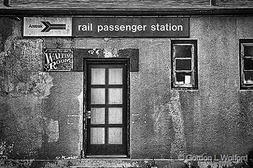 Waiting Room_7721BW.jpg - Photographed at Alpine, Texas, USA.